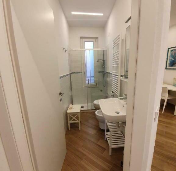 اتاق لوکس با چشمانداز دریا, Affittacamere Benedetta E Isabelle