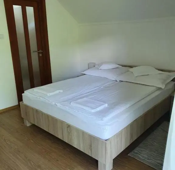 Habitación Estándar Vista Jardín, Casa Toth