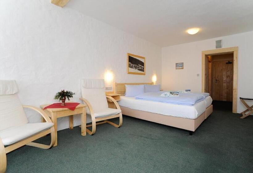 スタンダード４人部屋, Erlebachova Bouda, Hotel   Resort Svatý František