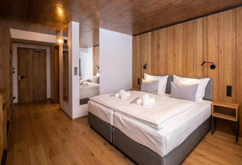 Номер Deluxe с Балконом, Erlebachova Bouda, Hotel   Resort Svatý František