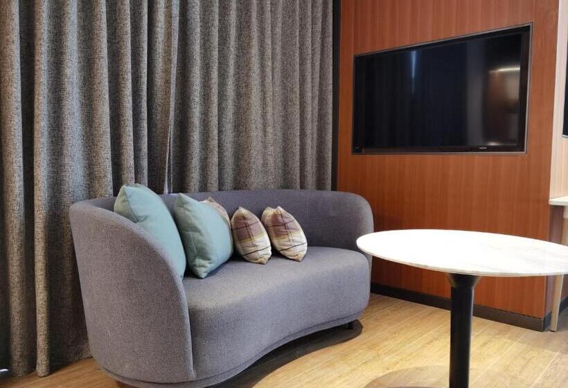 Студио Стандарт Кровать Кинг, Artyzen Habitat Qiantan Shanghai