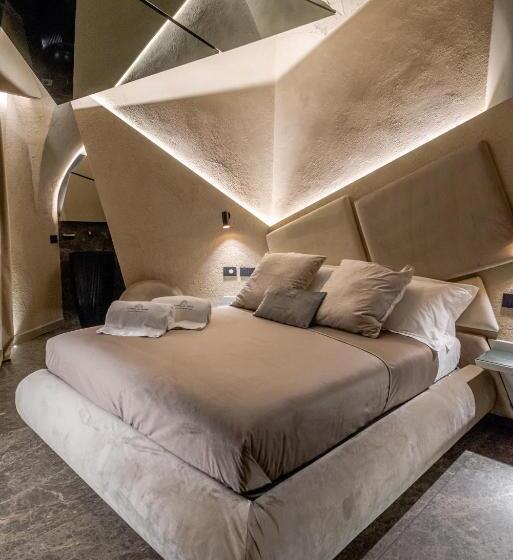 اتاق استاندارد با وان آب گرم, Le Suites Del Duomo Luxury