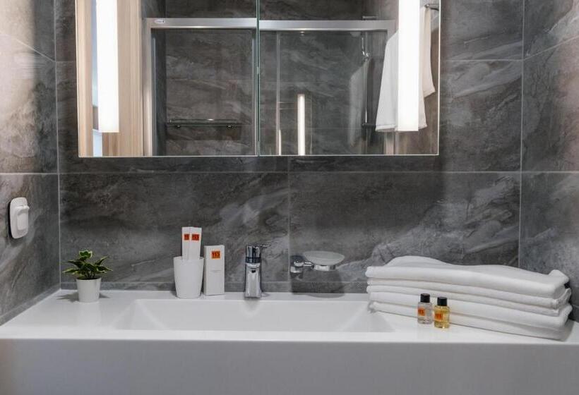 اتاق استاندارد اینتریور, Ye S астана