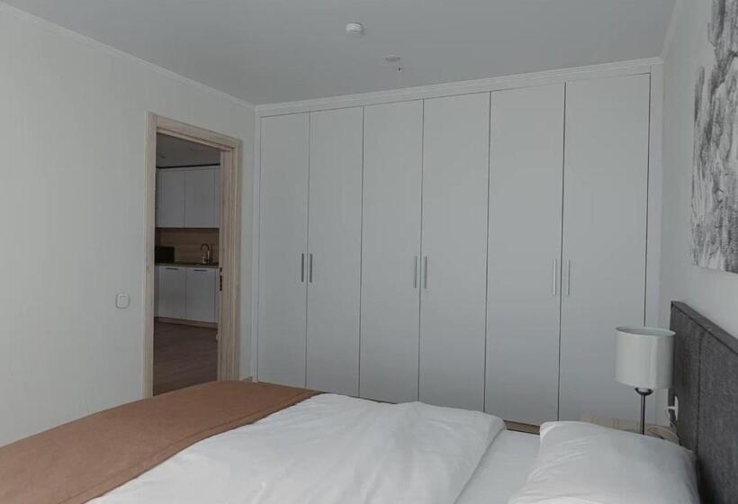 سوییت, Ye S астана