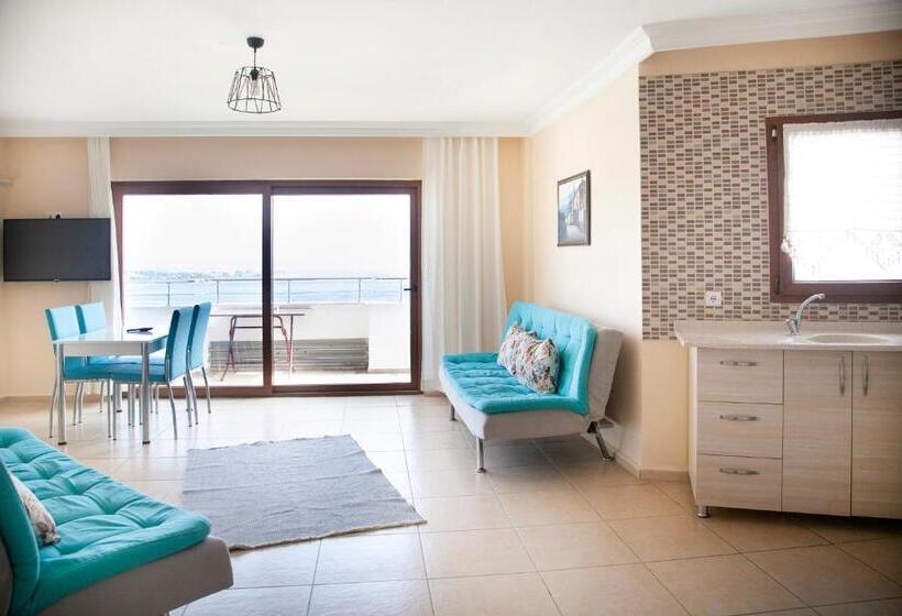 דירת חדר, Beyaz Konak Evleri