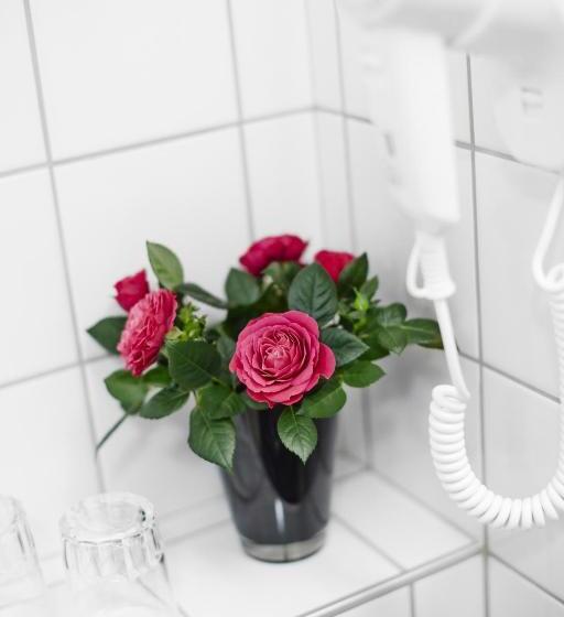 Номер Стандарт Трехместный, Hasse På Sjökanten Hotell & Restaurang