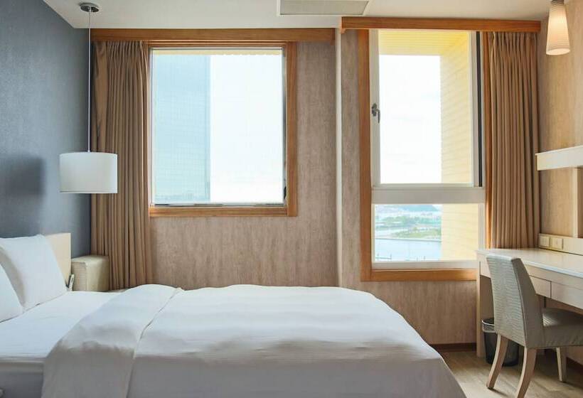 اتاق استاندارد با 2 تخت دوبل, Kindness Hotel   Kaohsiung Guang Rong Pier