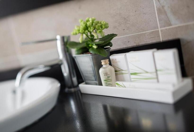 غرفة برستيج, La Place Boutique