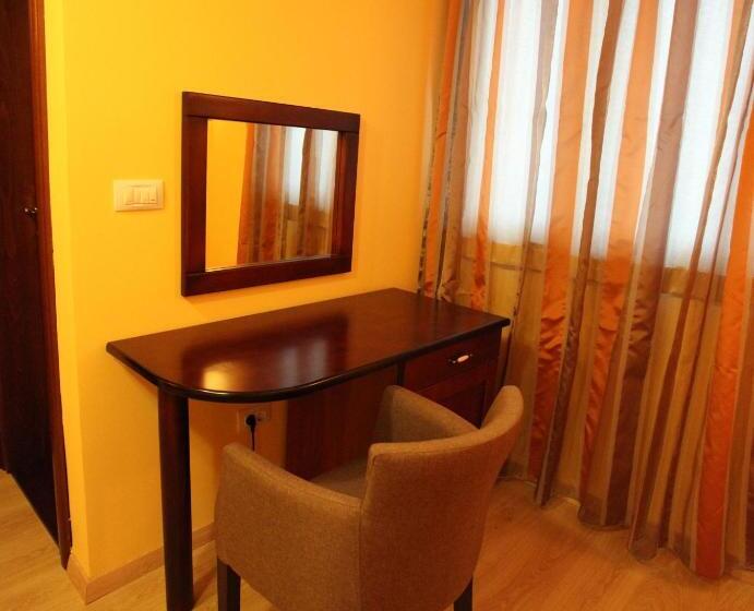 اتاق استاندارد, Laguna