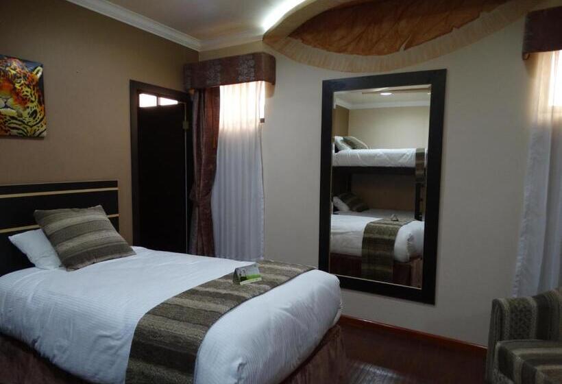 スーペリアファミリールーム, Mary Carmen