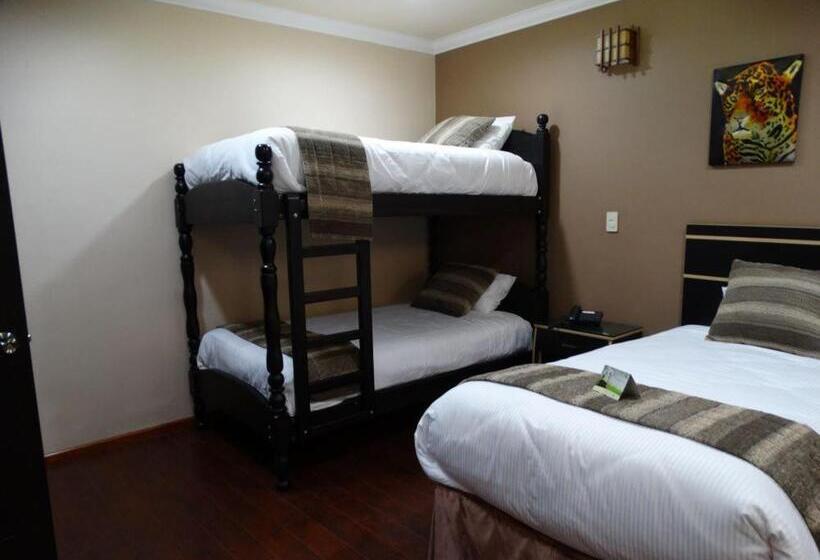 スーペリアファミリールーム, Mary Carmen