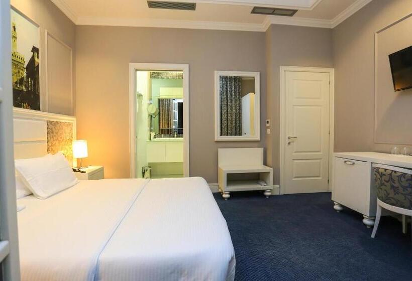 غرفة ديلوكس مزودة بشرفة, Monarch