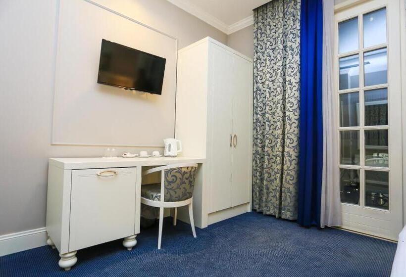 غرفة ديلوكس مزودة بشرفة, Monarch