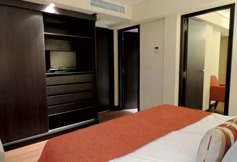 スイート, Premium Tower Suites San Luis