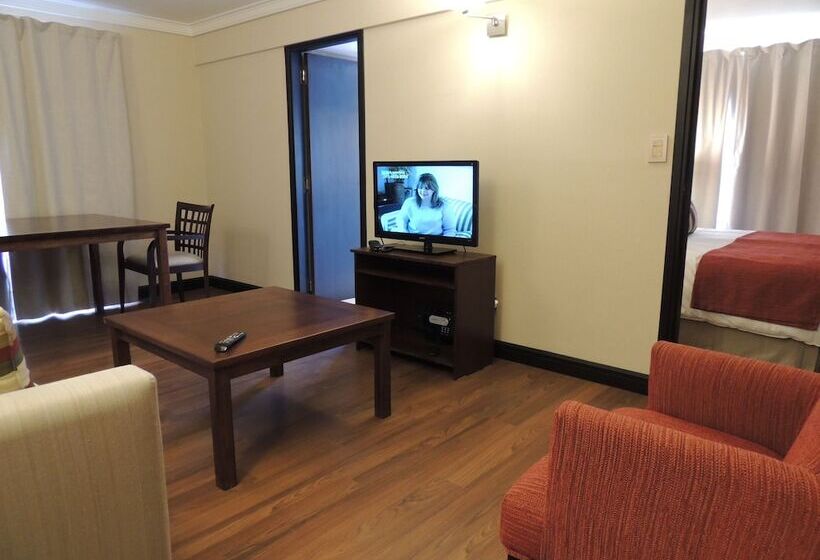 סוויטה, Premium Tower Suites San Luis