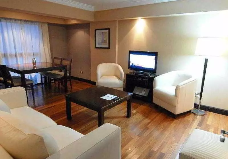 スイート, Premium Tower Suites San Luis