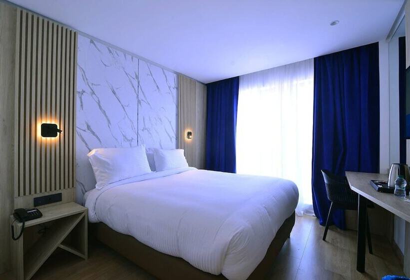 اتاق سوپریور, Rihab