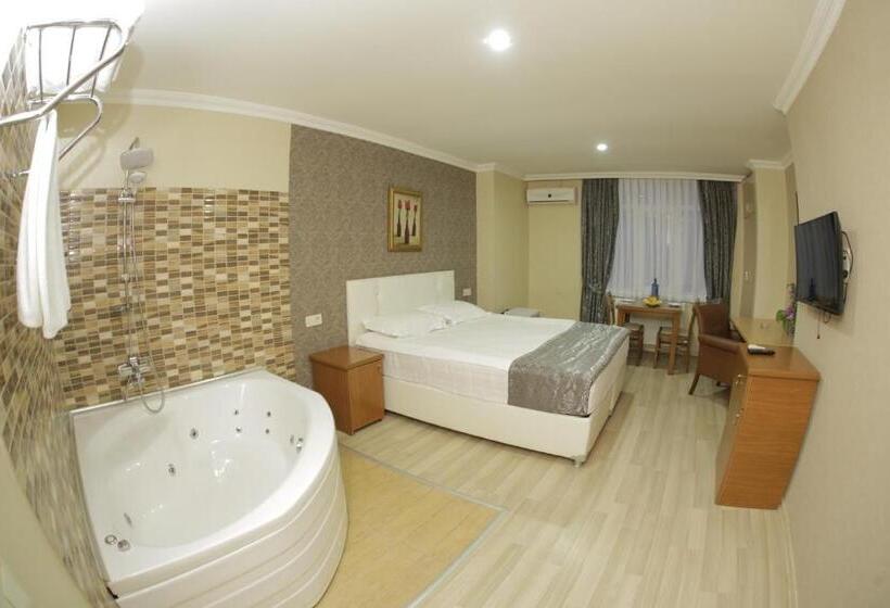 سوئیت با وان آب گرم, Sahil Hotel Pendik