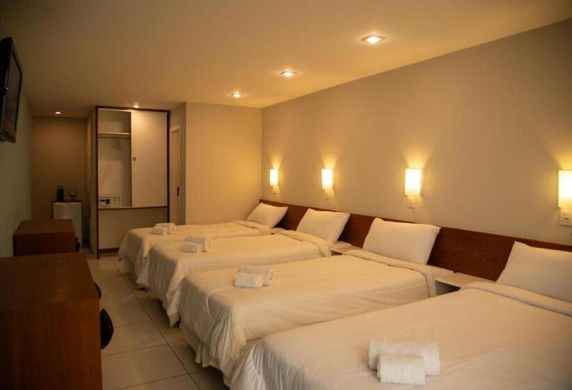 اتاق استاندارد چهار تخته, Villa Reggia