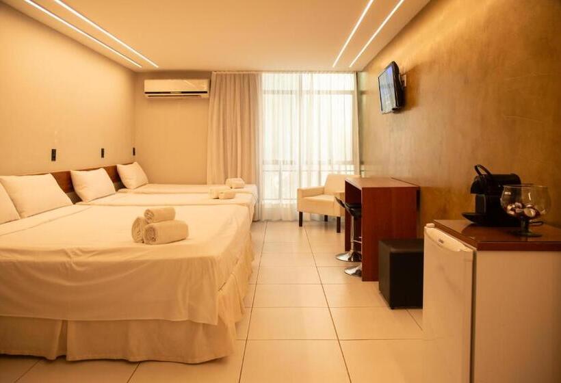 اتاق استاندارد چهار تخته, Villa Reggia