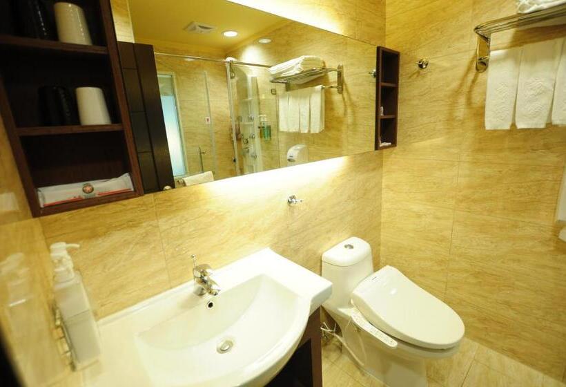 اتاق استاندارد چهار تخته, Kindness Hotel   Kaohsiung Guang Rong Pier
