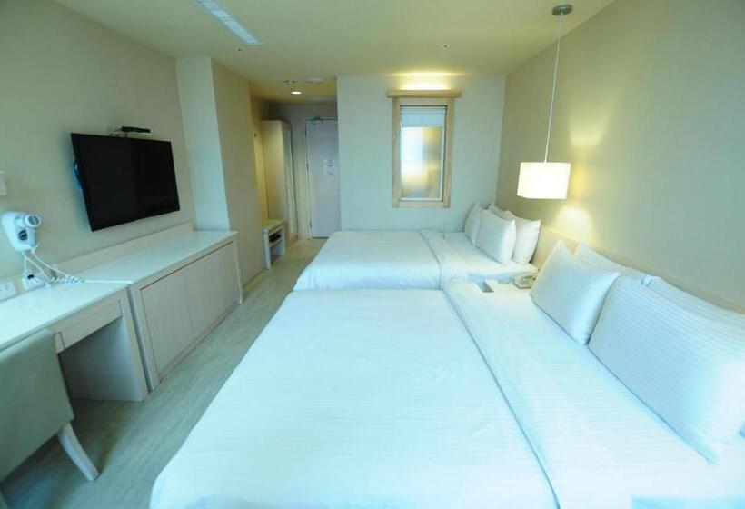اتاق استاندارد چهار تخته, Kindness Hotel   Kaohsiung Guang Rong Pier
