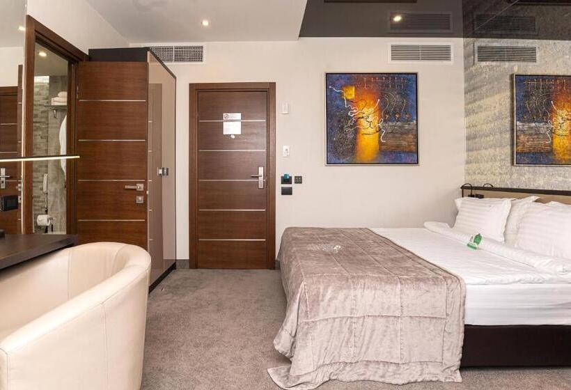 اتاق اساندارد با چشمانداز جانبی به دریا, Nemo Hotel Resort & Spa