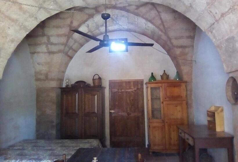 اتاق استاندارد چهار تخته با چشم‌انداز دریا, Antica Tenuta