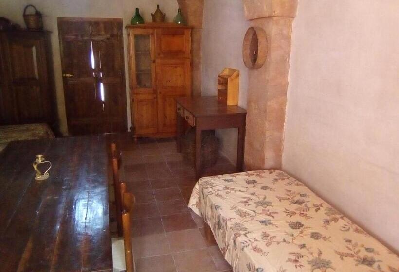 اتاق استاندارد چهار تخته با چشم‌انداز دریا, Antica Tenuta