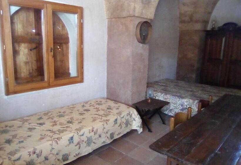 اتاق استاندارد چهار تخته با چشم‌انداز دریا, Antica Tenuta