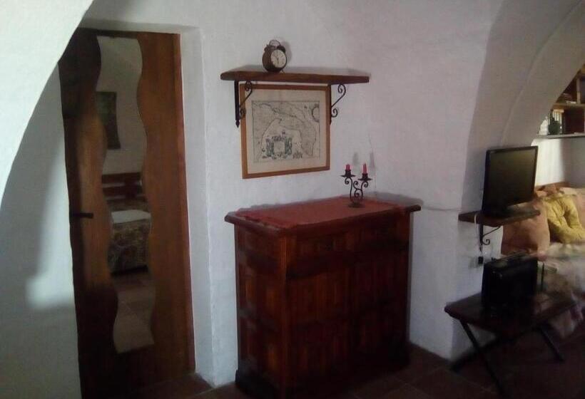 اتاق استاندارد سه تخته با بالکن, Antica Tenuta