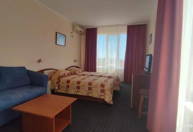 エコノミールーム, Guest House Marina