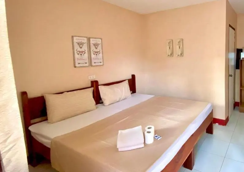 Economy-huone, Port Barton Diy   Hosting For Jbr Inn