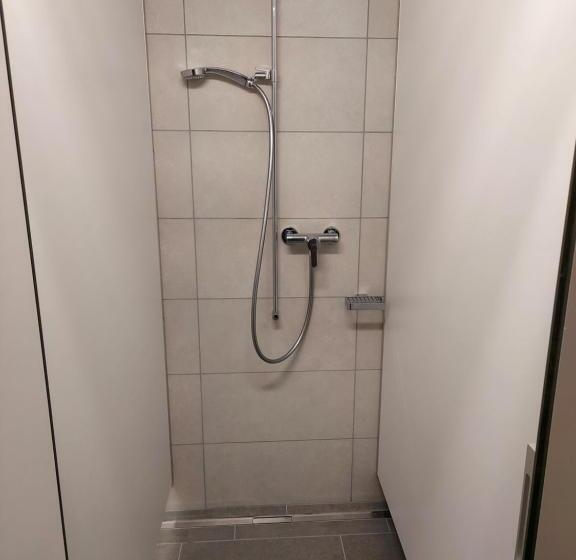 חדר סטנדרט חדר אמבטיה משותף, Cabane Bellatola