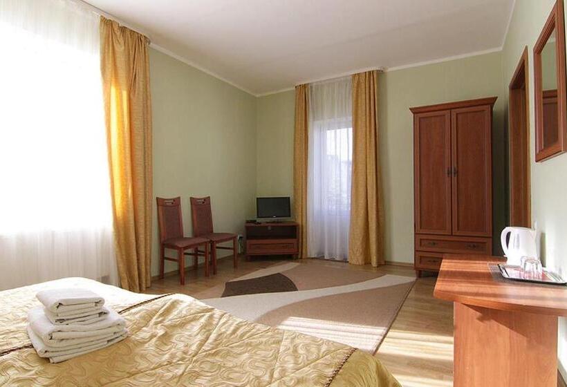 Chambre Supérieure, вілла східниця