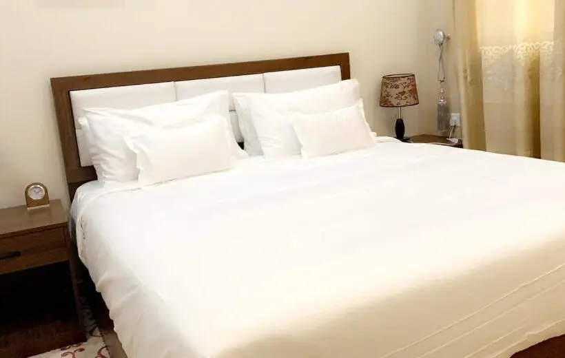 Economy-huone, برج الأعمال