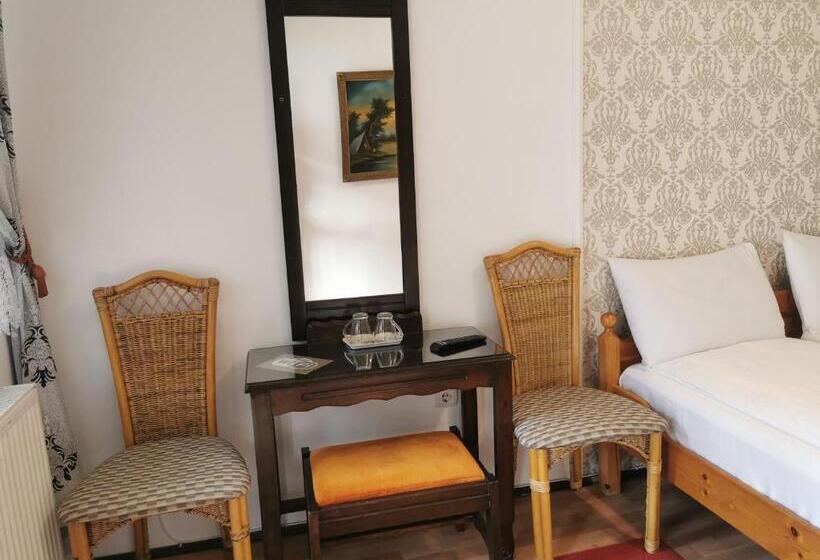 اتاق استاندارد, Casa Cu Cerdac