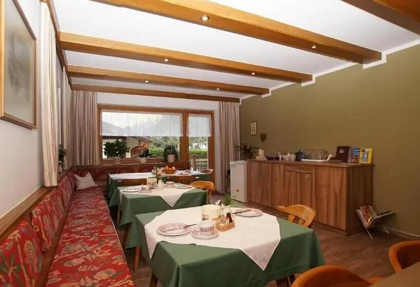 اتاق اکونومی یک تخته, Haus Gröblacher