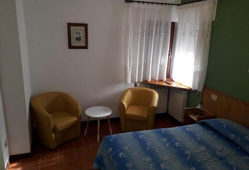 חדר סטנדרט, Dafne