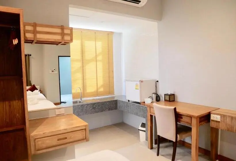 Standard-huone, Look At Home Lamphun