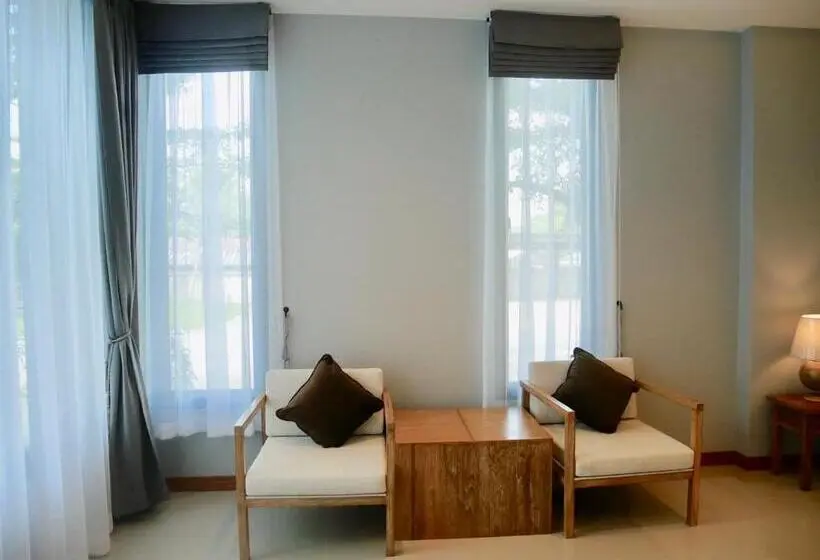 Deluxe-huone, Look At Home Lamphun