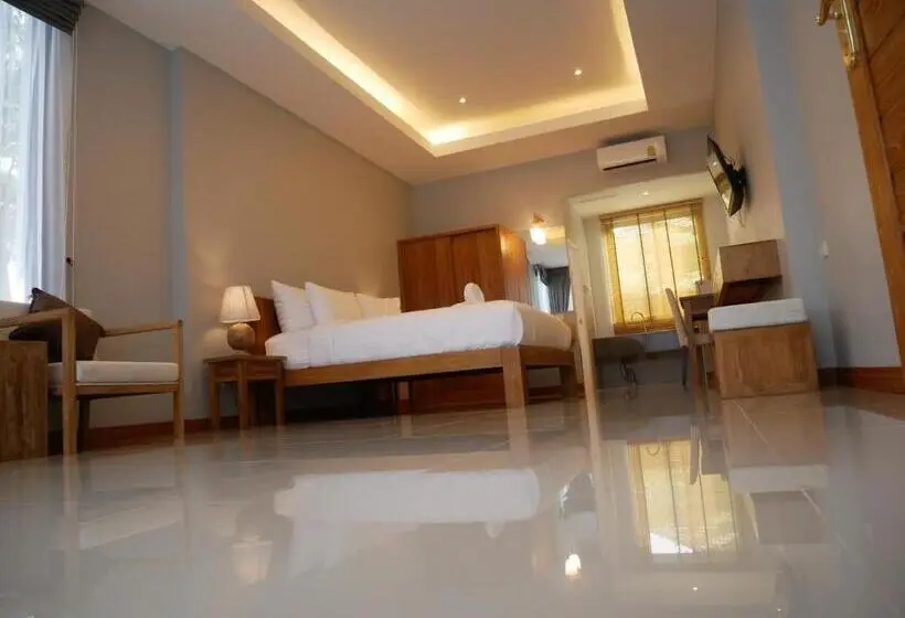 Deluxe-huone, Look At Home Lamphun