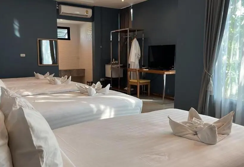 Perhehuone, Look At Home Lamphun