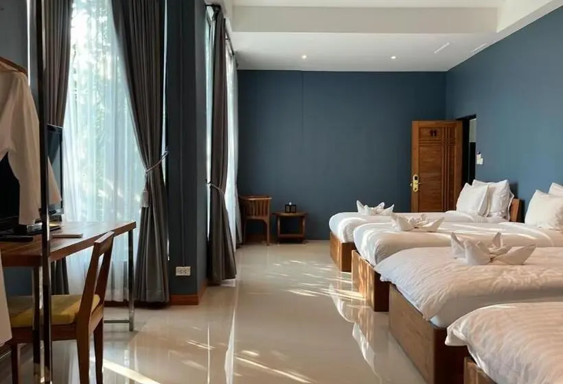 Perhehuone, Look At Home Lamphun