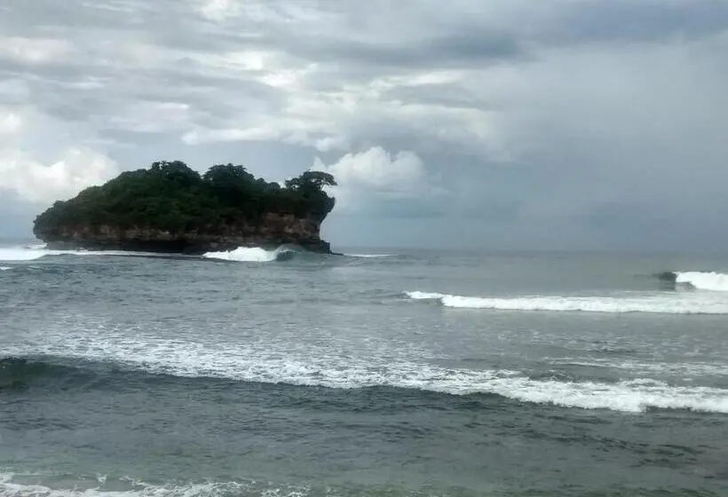 スタンダードルーム, Harry S Ocean House Watukarung Homestay