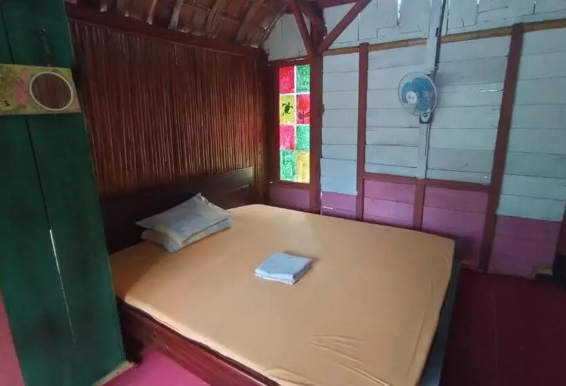 バスルーム共有のシングルスタンダード, Harry S Ocean House Watukarung Homestay
