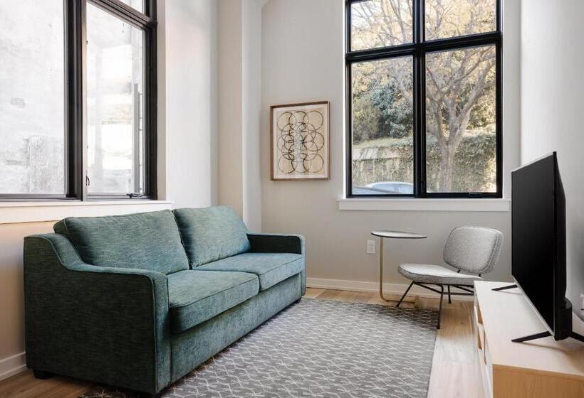 スタンダードスタジオ, Sonder The Edison