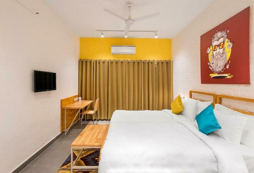 اتاق لوکس, Bedzzz Varanasi By Leisure Hotels, 1 Km From Dashwasamedh Ghat