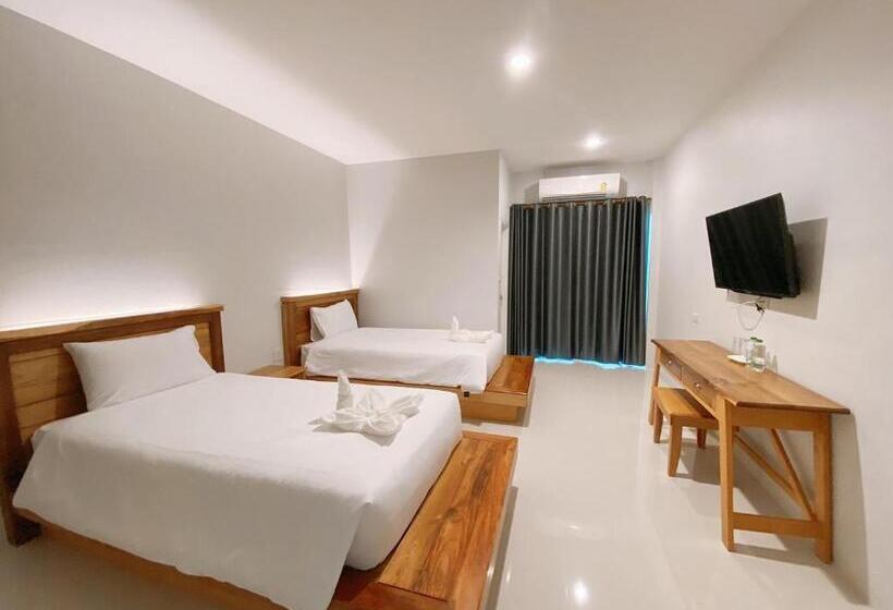 Номер Стандарт, Greenish Ranong