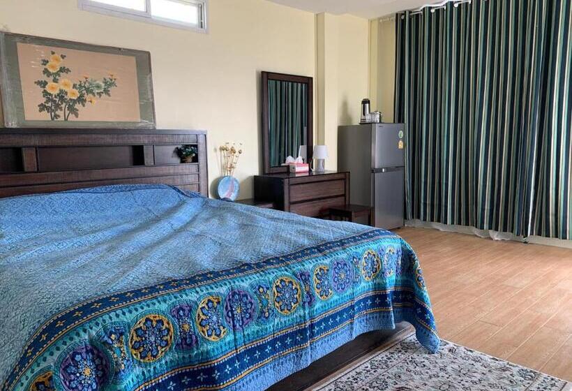 חדר סטנדרט, Gumpuju คำปู้จู้